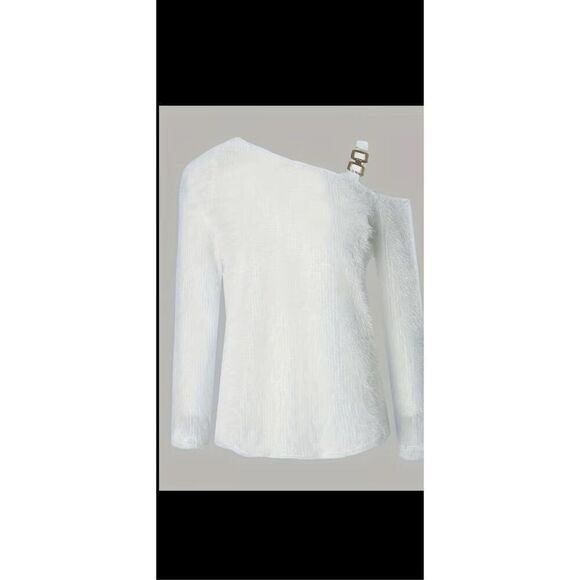 White fluffy slanted shoulder knit sweater one shoulder open with chain link str - Picture 5 of 9